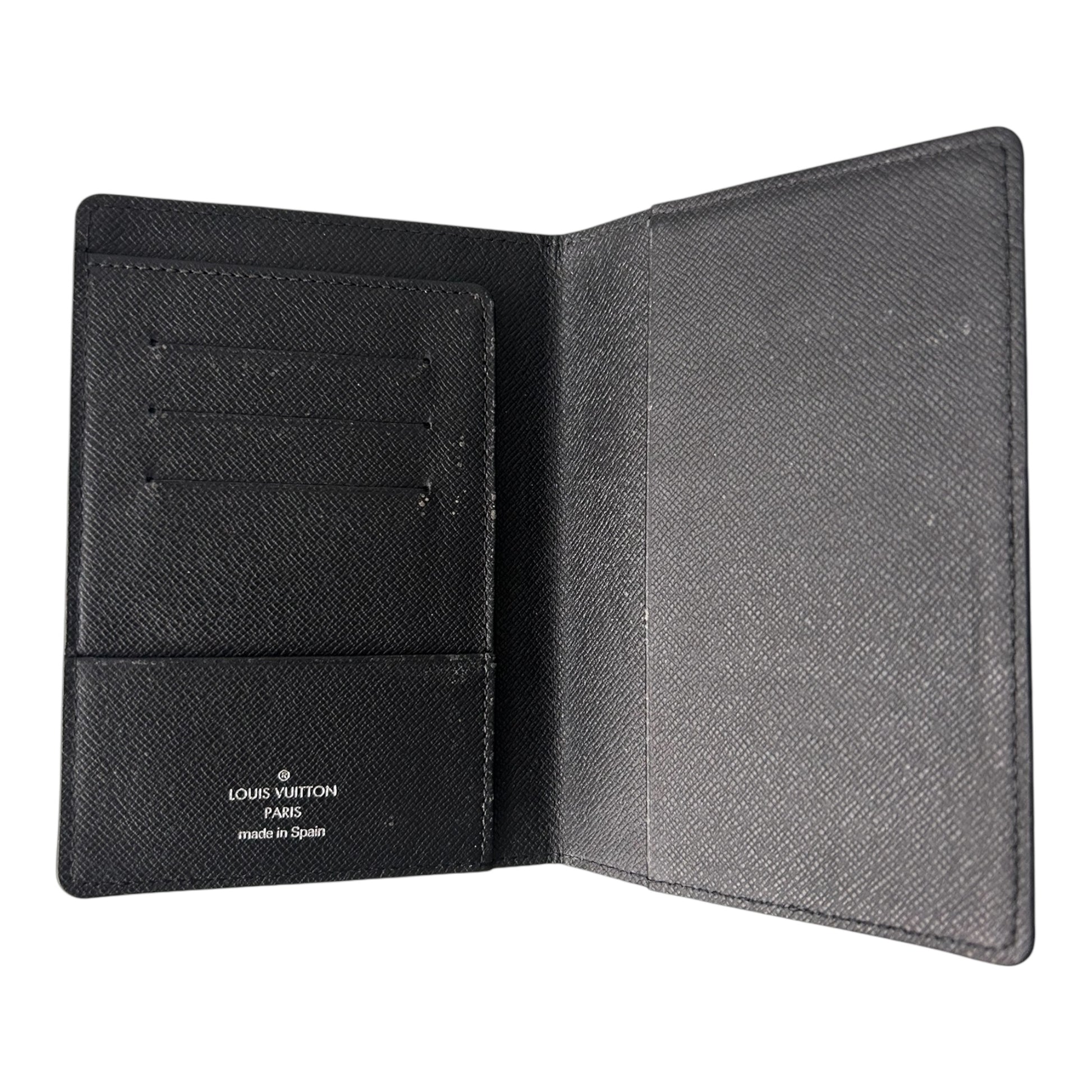 Louis Vuitton Taiga Leather Passport Holder