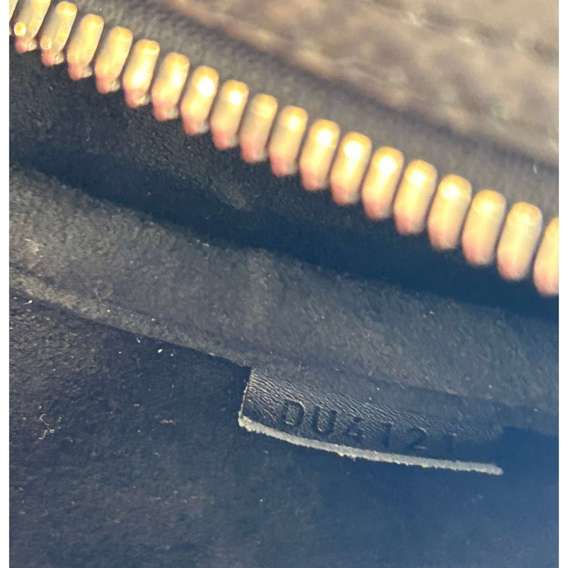 Louis Vuitton Damier Carbone Keepall 45 - N41415