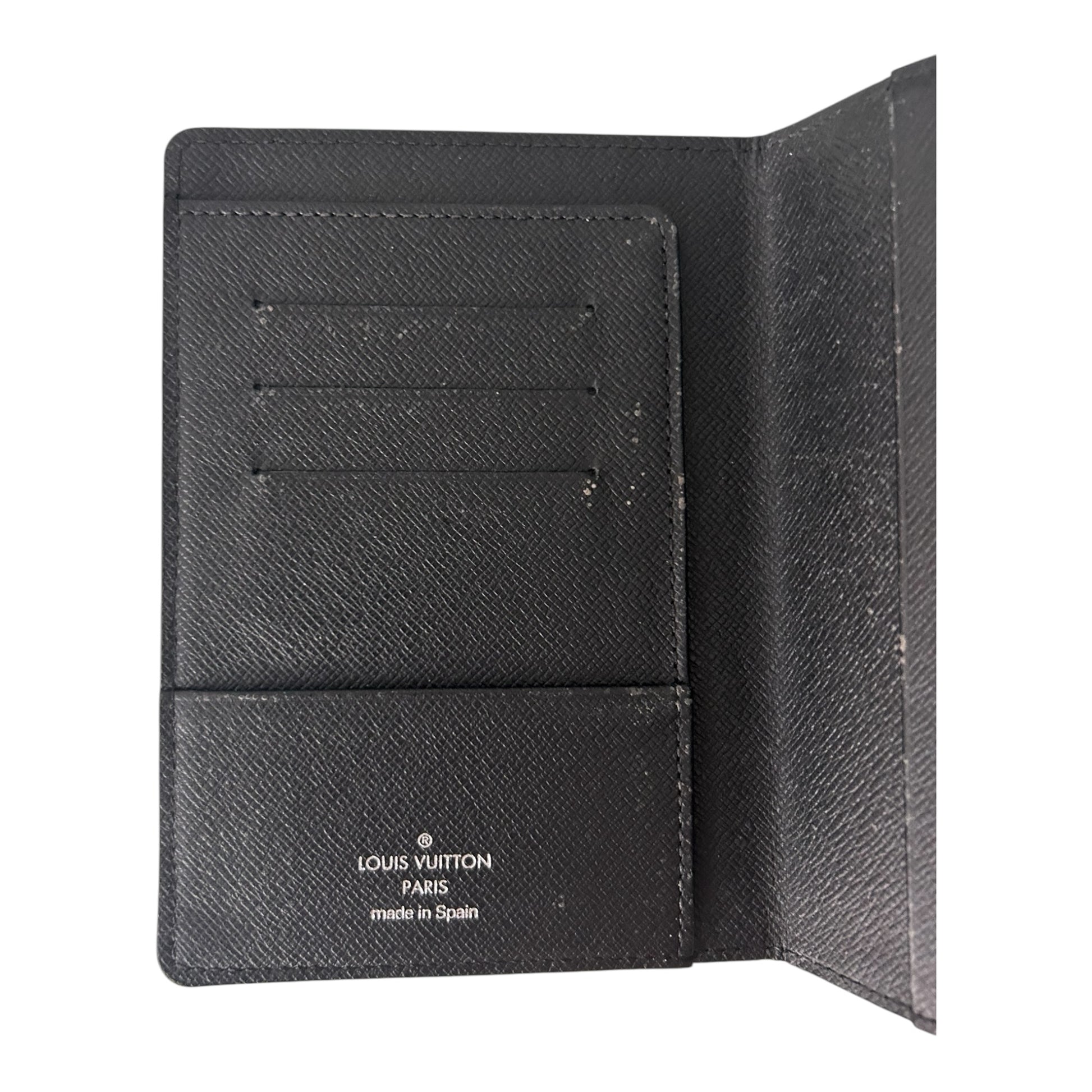 Louis Vuitton Taiga Leather Passport Holder