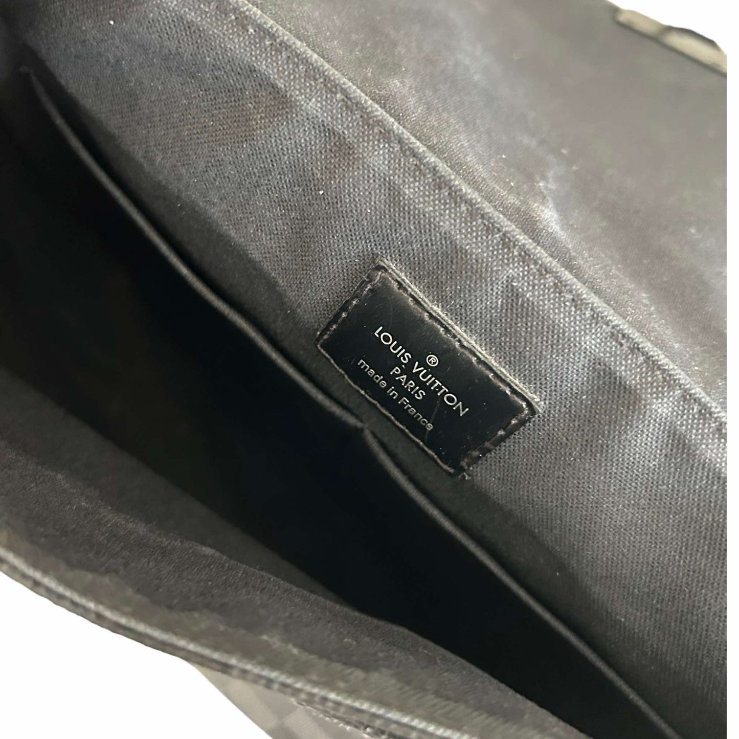 Louis Vuitton Damier Geant Terre - Black