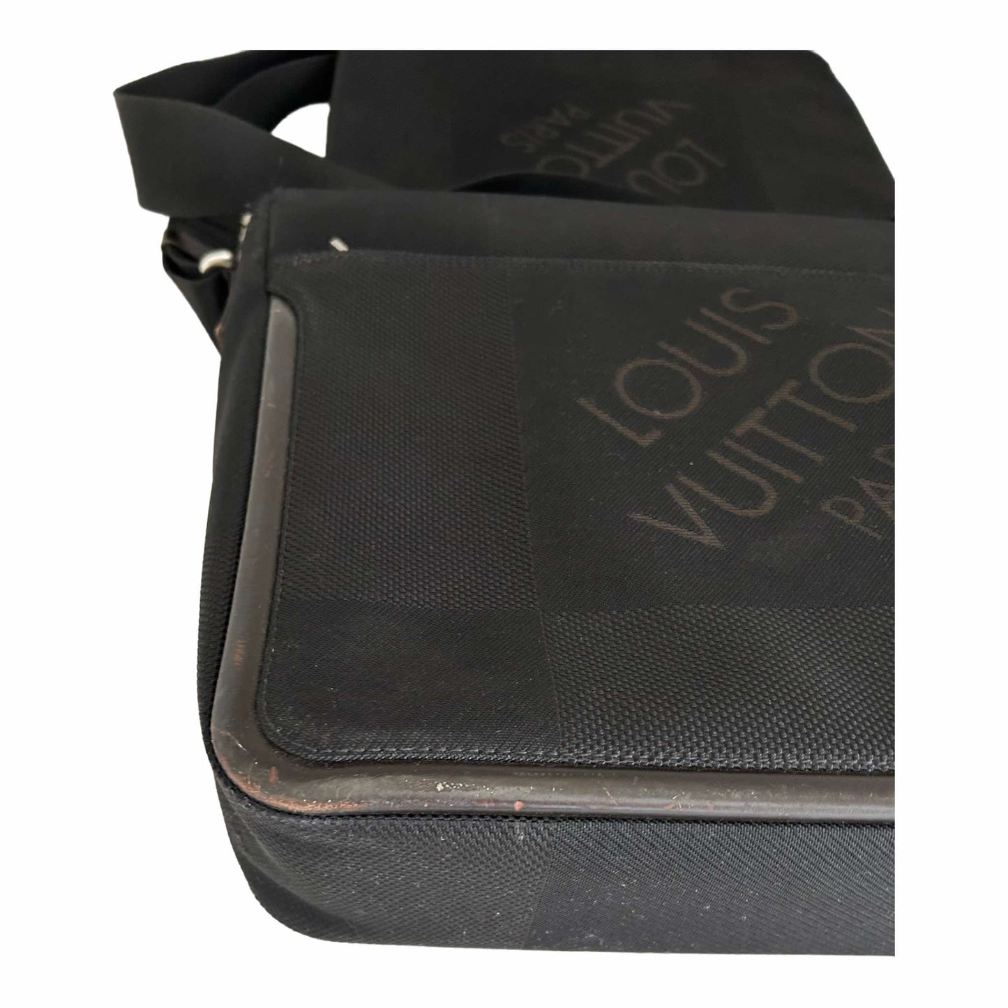 Louis Vuitton Damier Geant Terre - Black