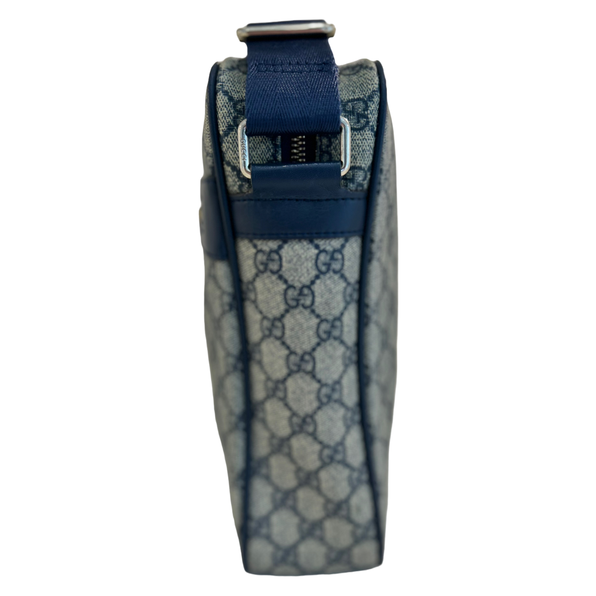 Gucci Supreme GG Messenger Bag