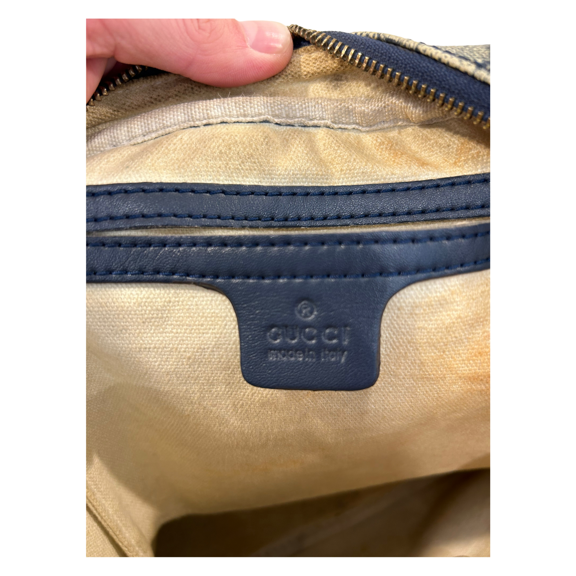 Gucci Supreme Messenger - 201448