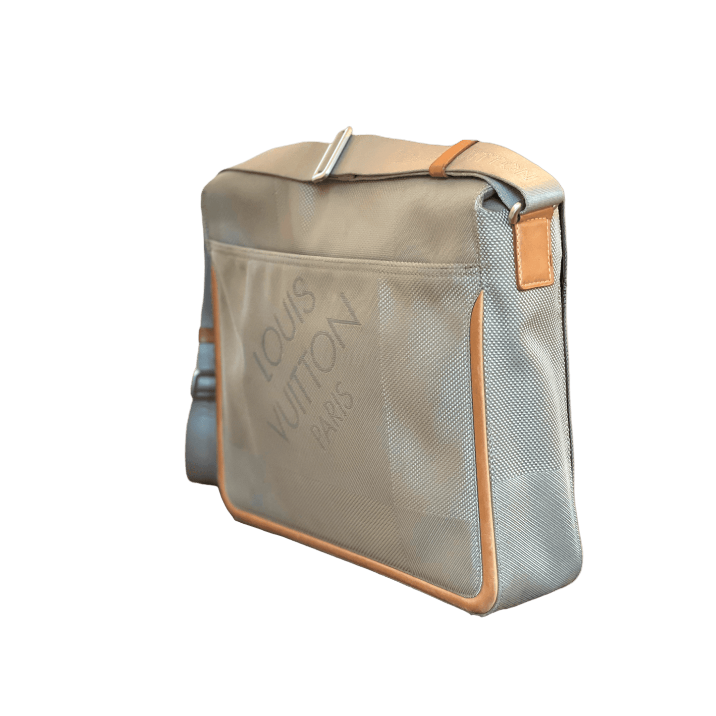 Damier Geant Terre Messenger Angle