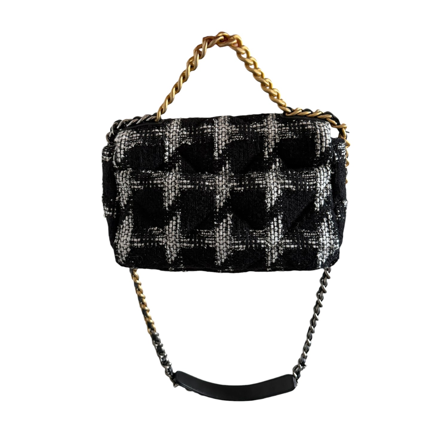 Chanel Medium Houndstooth Black & White Tweed 19 Flap