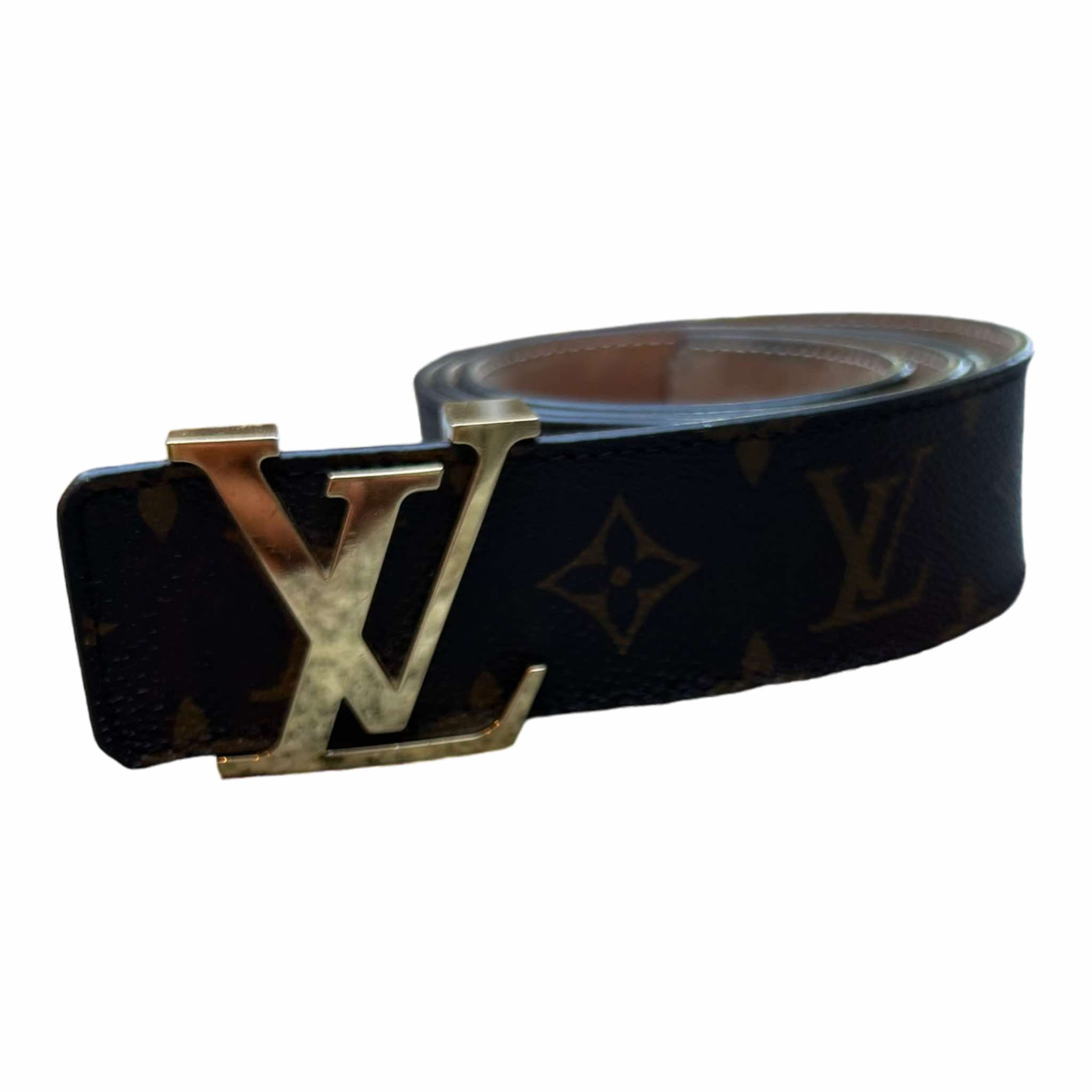 Louis popular Vuitton Belt SIZE 90