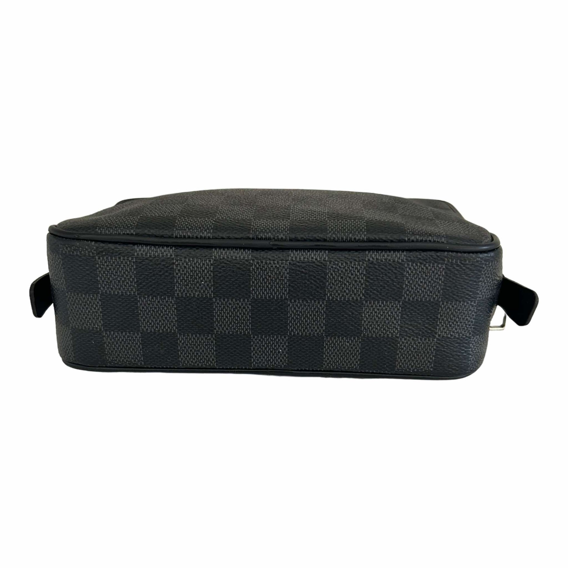 Louis Vuitton Damier Graphite Toilet Pouch PM - N40483