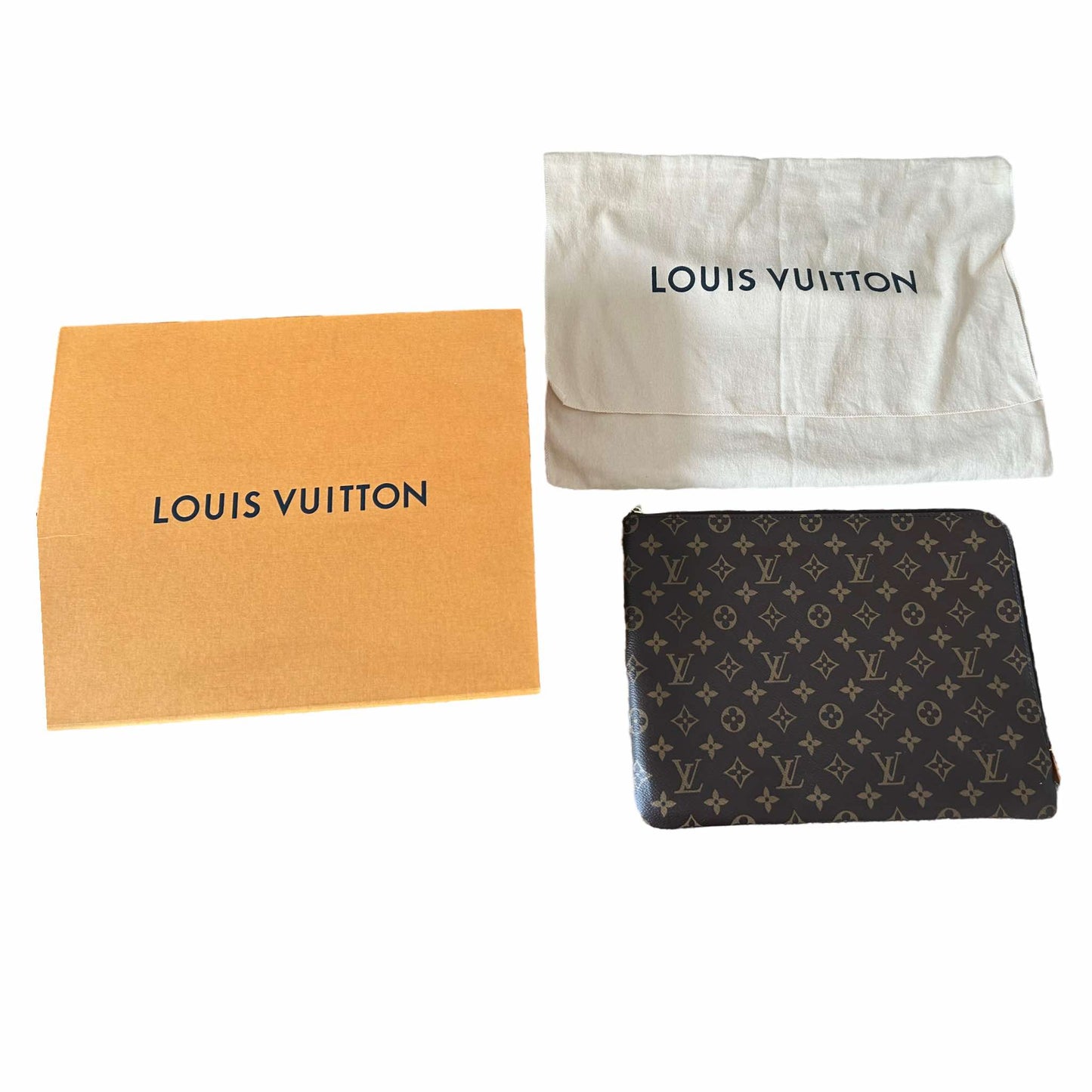 Louis Vuitton Etui Voyage MM - M44499