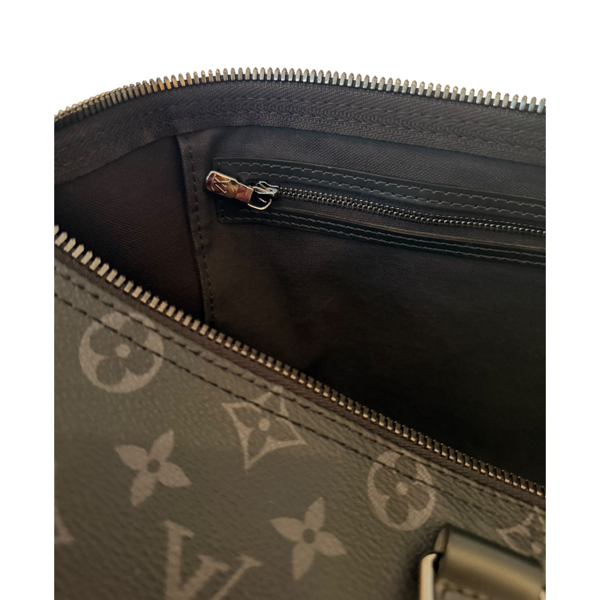 Louis Vuitton Monogram Eclipse Bandoulière Keepall 45 - M40569