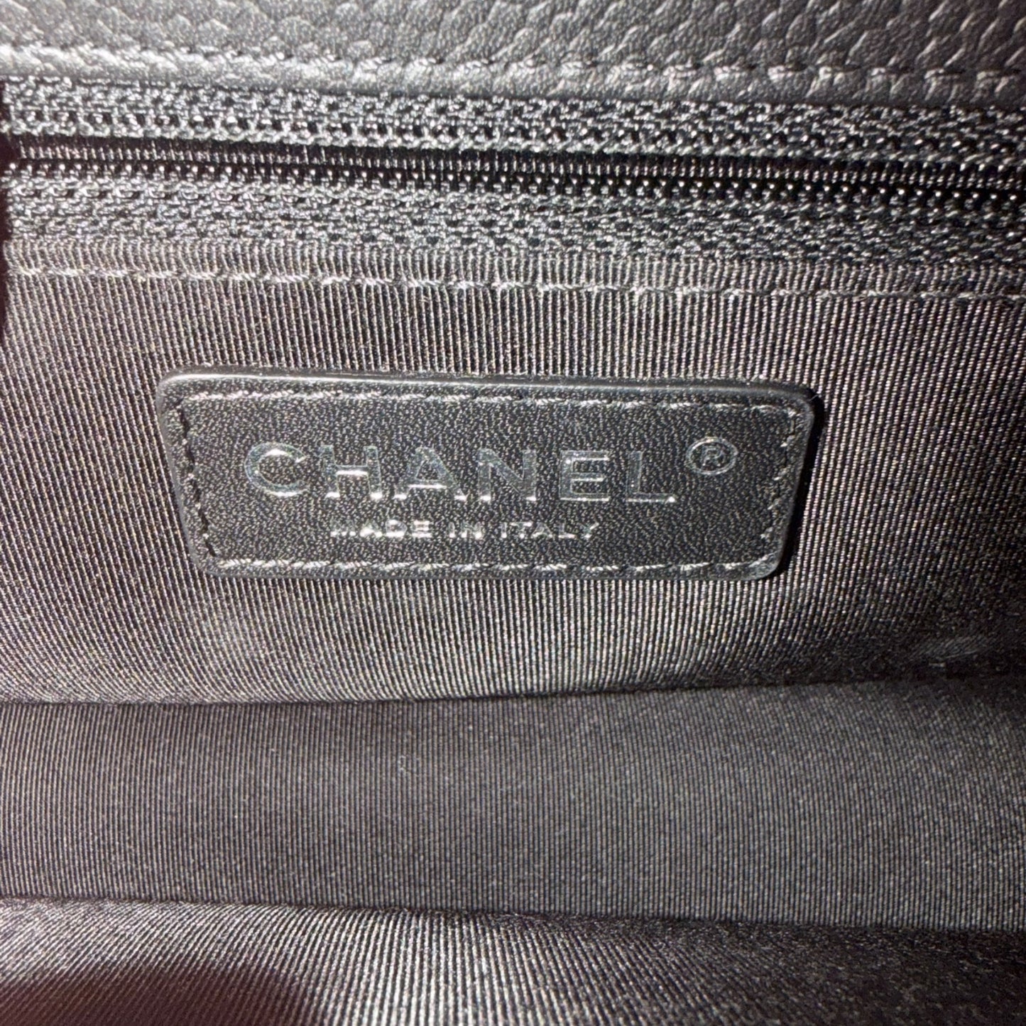 Chanel CC Box Flap Quilted Leather - A98646