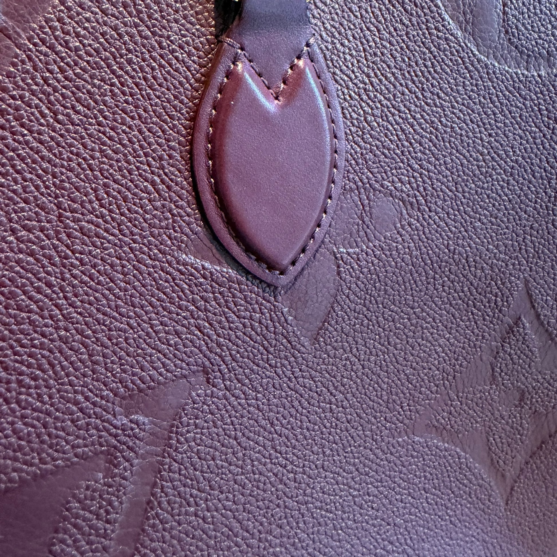 Louis Vuitton OnTheGo MM - M46601