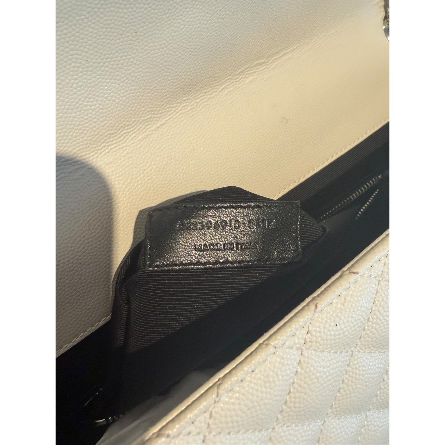 Saint Laurent White Large Envelope Flap Bag - 396910