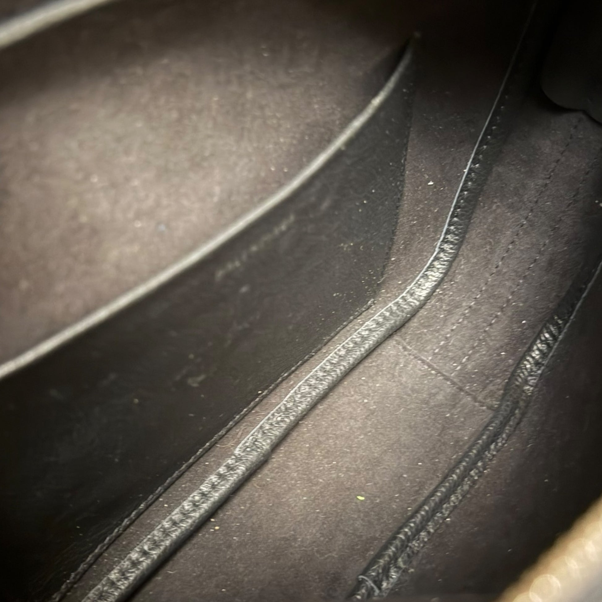 Balenciaga Everyday Medium Camera Bag