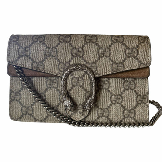 Gucci GG Supreme Dionysus Super Mini  canvas shoulder bag with a brown leather flap and a silver-tone horsebit ring closure