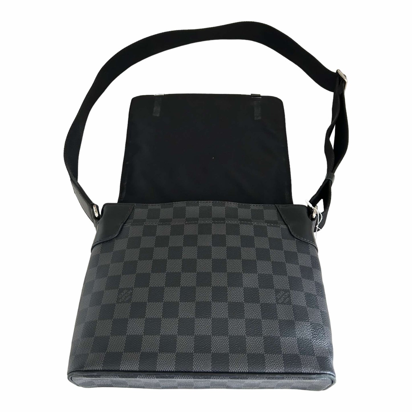 Louis Vuitton Damier Graphite District PM - N41028